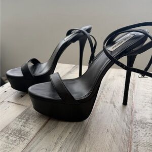 Black high heels 10